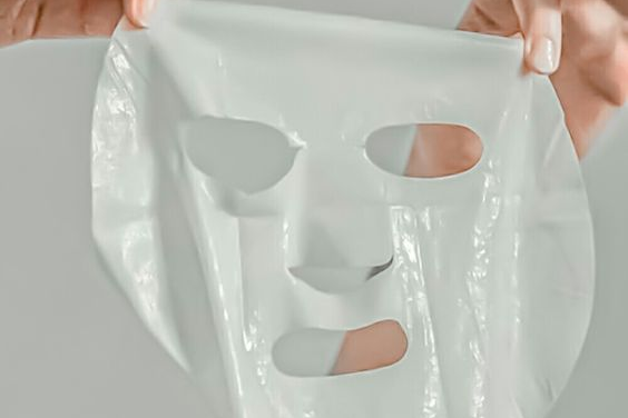 Pattanásos bőr és a smink